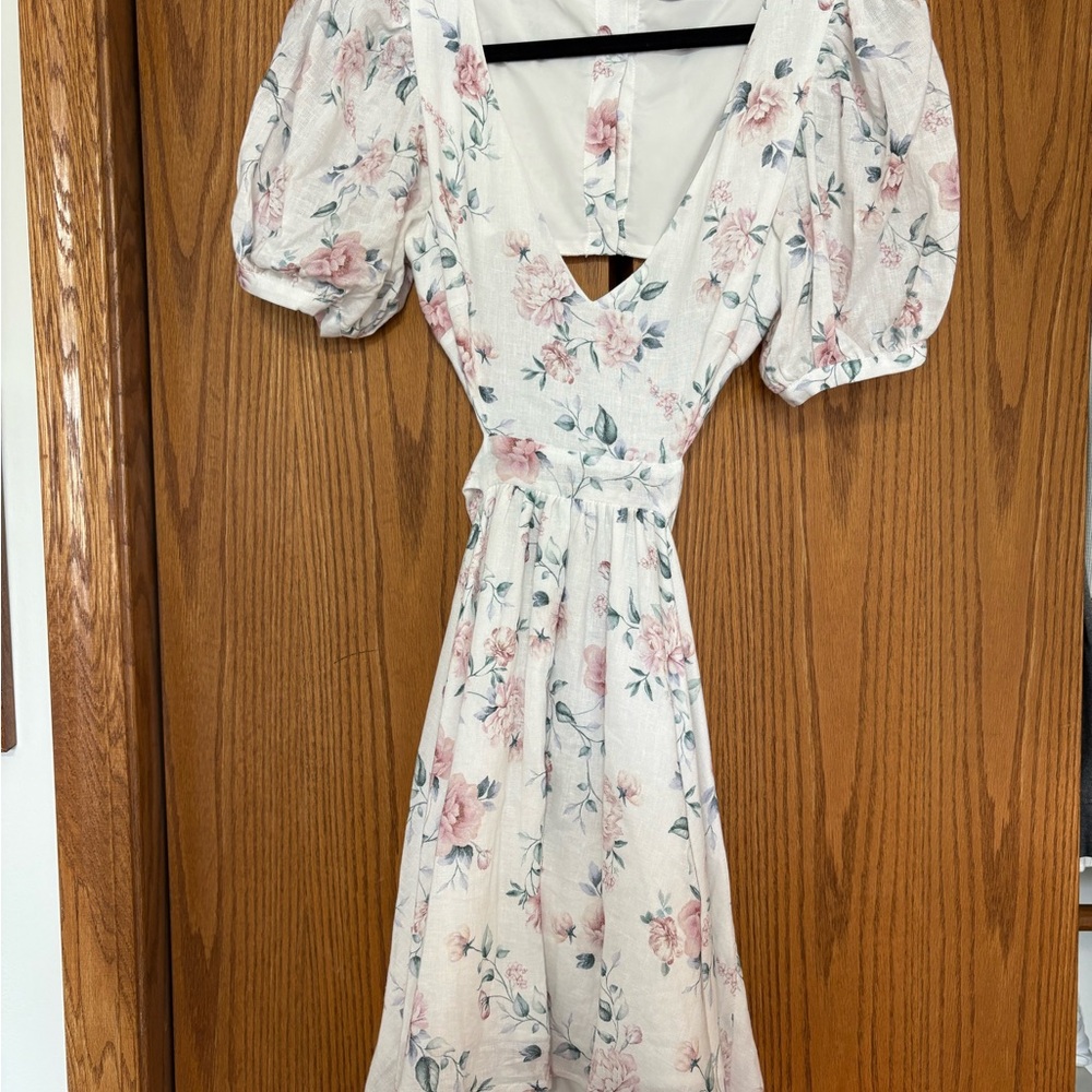 Hello Molly Pink and White Floral Flowy Dress